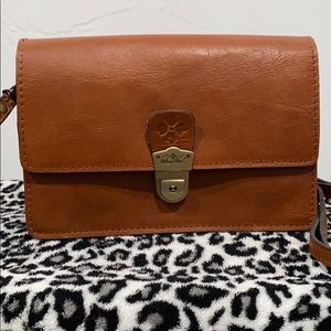 🌹S🌹O🌹L🌹D🌹Patricia Nash Lanza Crossbody